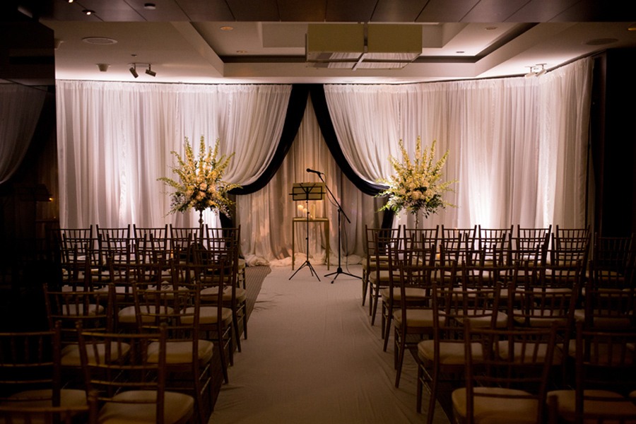 glamorous winter wedding at the park hyatt