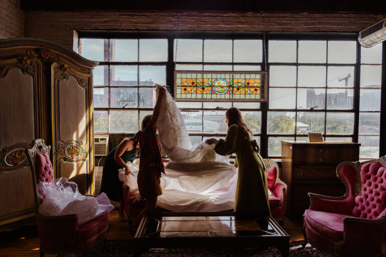 Getting ready at the bridal suites at Salvage One